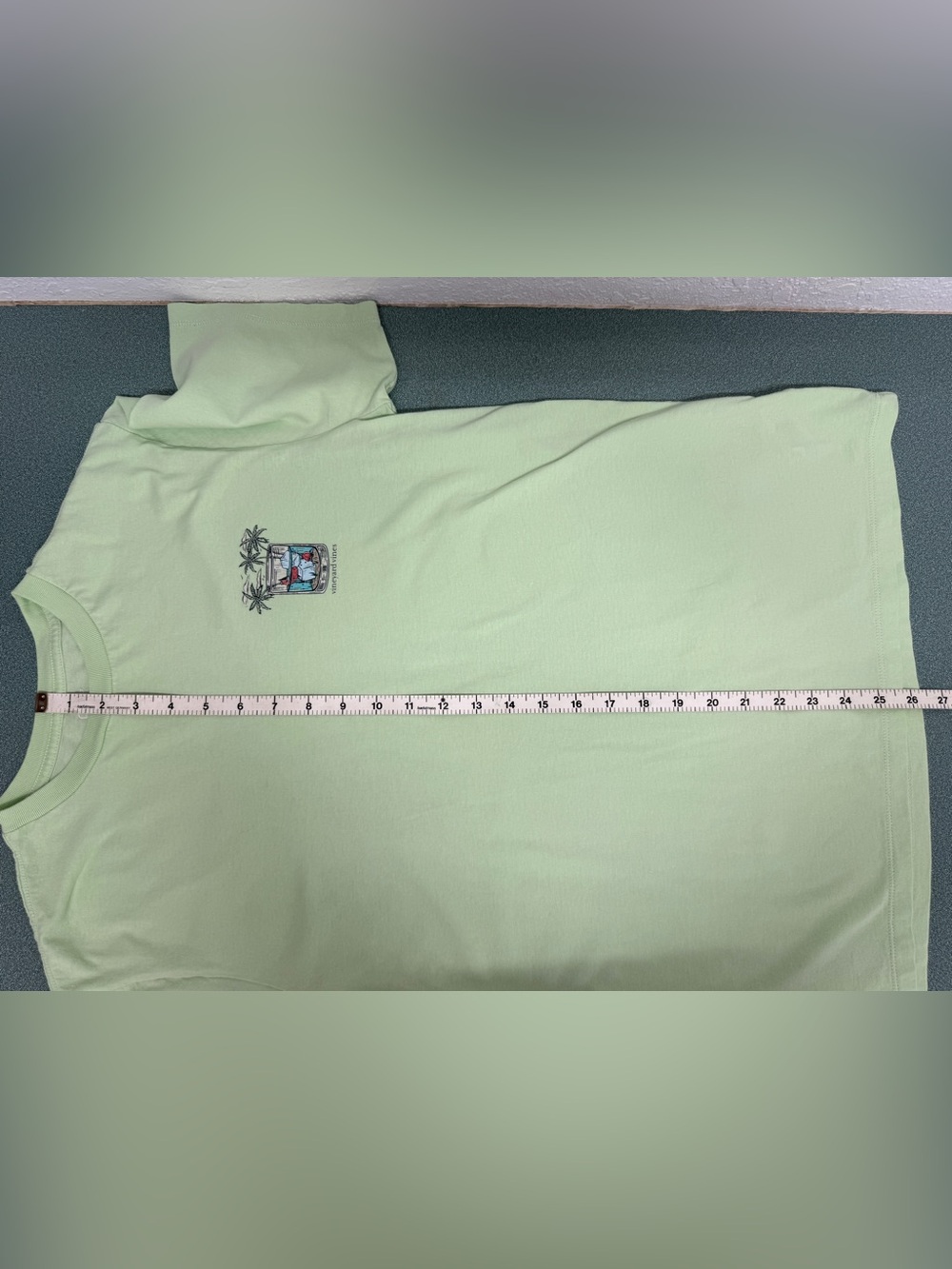 Vineyard Vines Graphic Tee Women’s Small Green - Picture 6 of 8